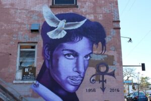 PrinceMural_Uptown_Minneapolis_CREDIT_PhotoCourtesyOfMeetMinneapolis-small