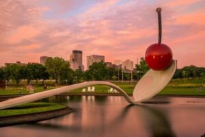 Spoonbridge_and_Cherry_Sculpture_Garden_CREDIT_Photo_by_Lane_Pelovsky_Courtesy_of_Meet_Minneapolis (1)-small